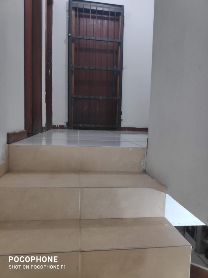 Casa à venda com 4 quartos, 600m² - Foto 7