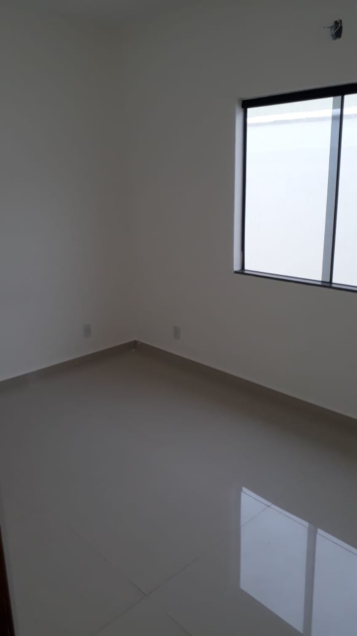 Casa à venda com 4 quartos, 200m² - Foto 6