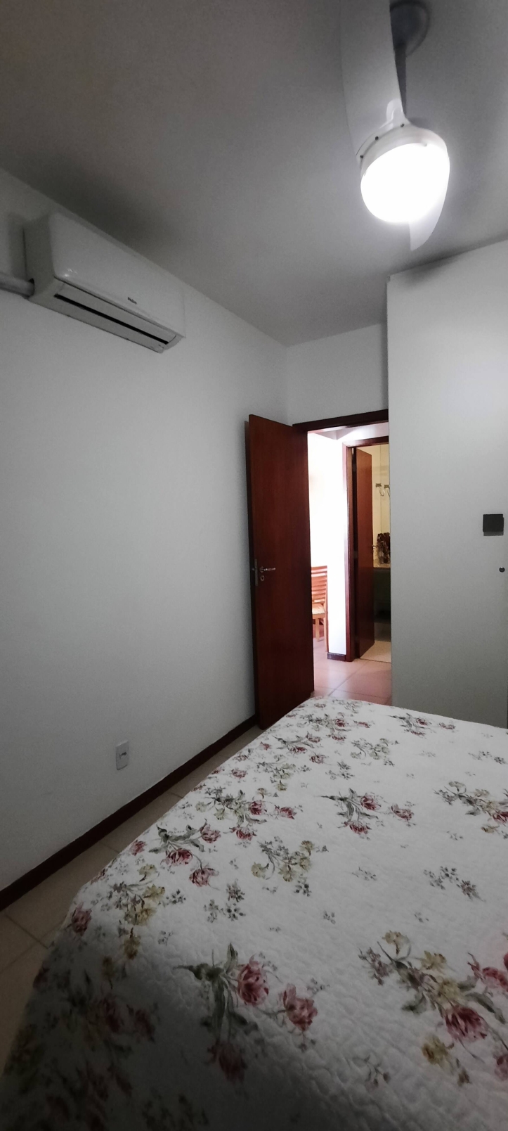 Apartamento à venda com 2 quartos, 75m² - Foto 12