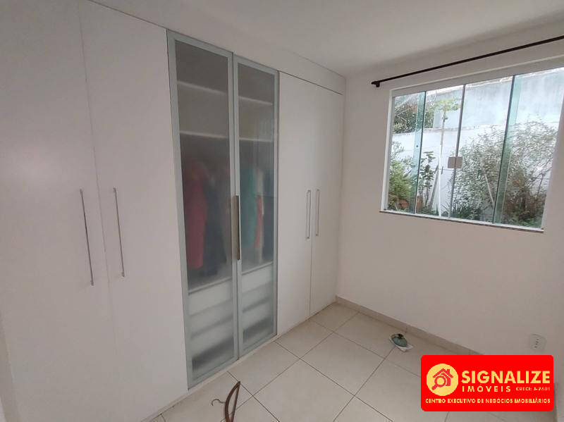 Casa à venda com 4 quartos, 100m² - Foto 25