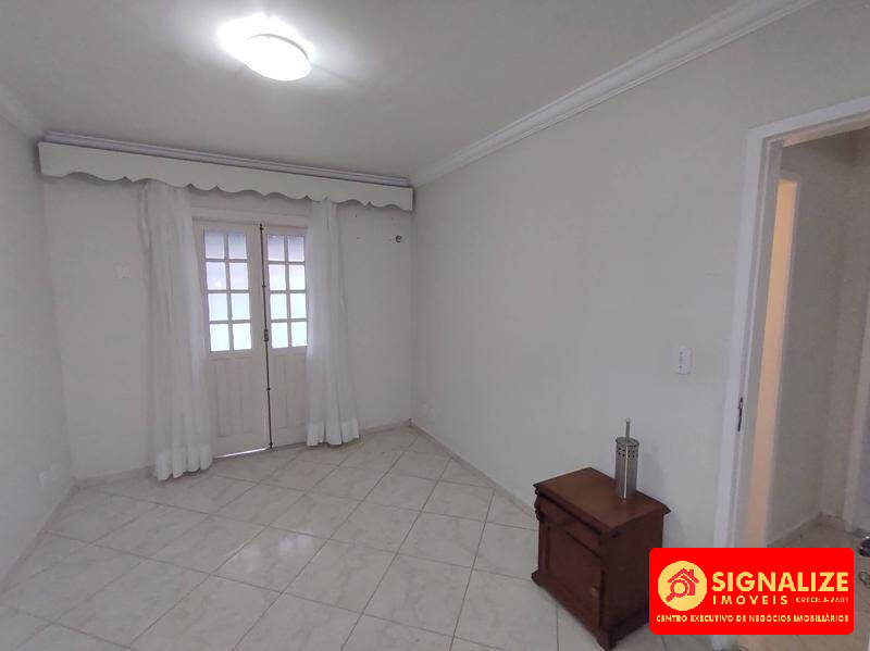 Casa à venda com 4 quartos, 100m² - Foto 30