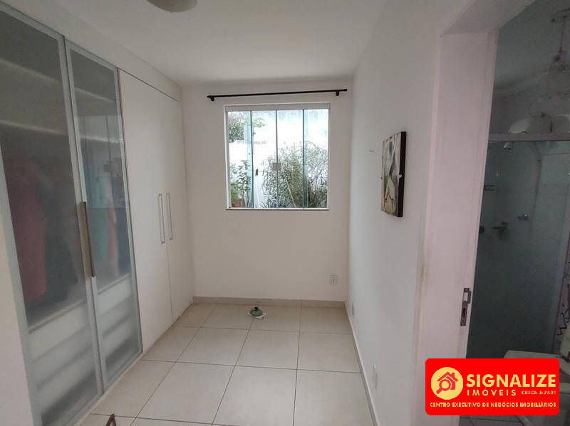 Casa à venda com 4 quartos, 100m² - Foto 37