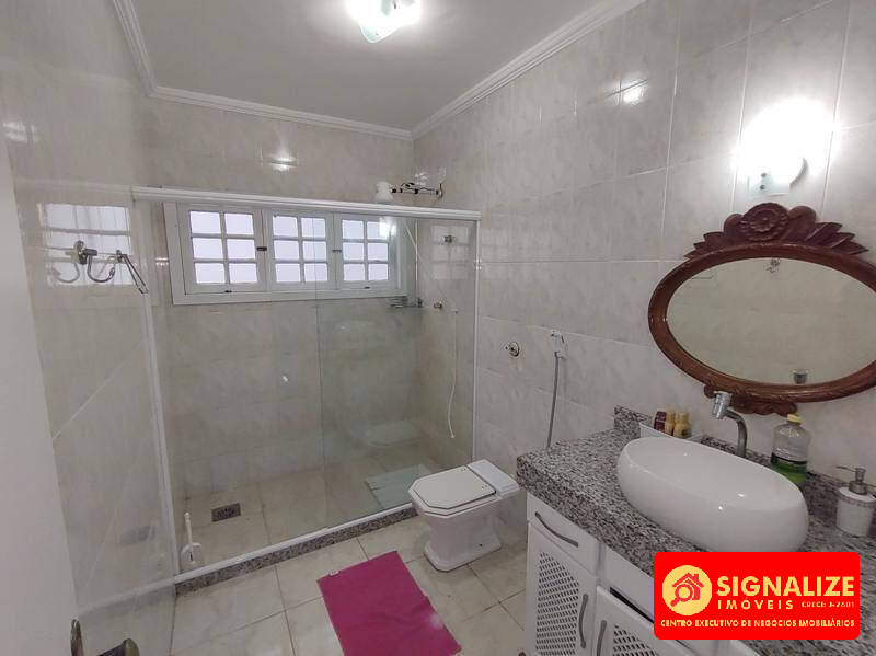 Casa à venda com 4 quartos, 100m² - Foto 41