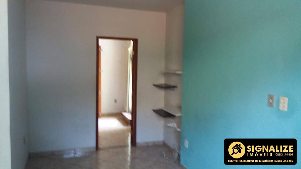 Casa à venda com 6 quartos, 200m² - Foto 8