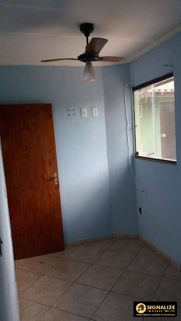 Casa à venda com 6 quartos, 200m² - Foto 14