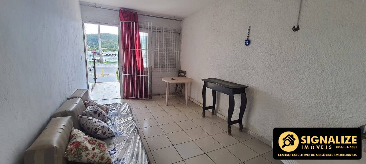 Casa de Condomínio à venda com 1 quarto, 50m² - Foto 7