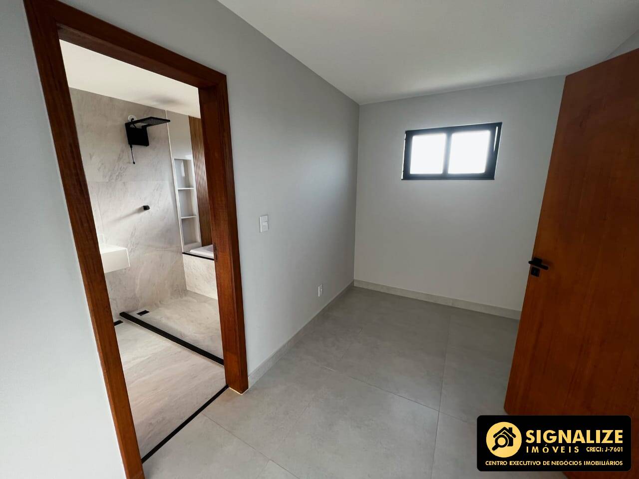 Casa à venda com 4 quartos, 325m² - Foto 22