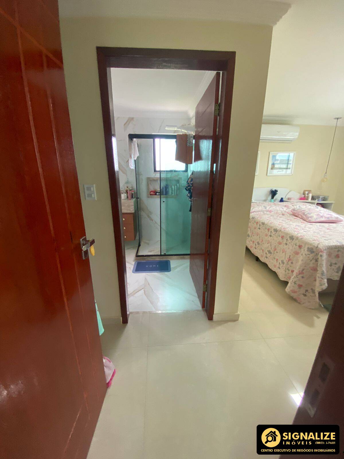 Casa de Condomínio à venda com 4 quartos, 350m² - Foto 19