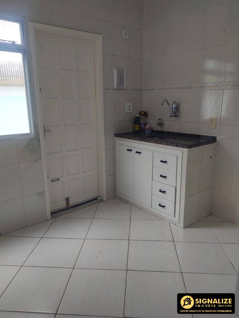 Casa à venda com 2 quartos, 150m² - Foto 12