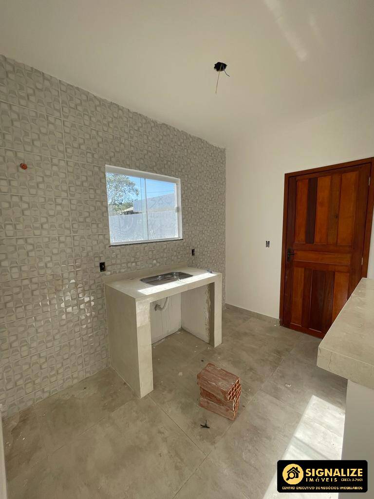 Casa à venda com 2 quartos, 200m² - Foto 3