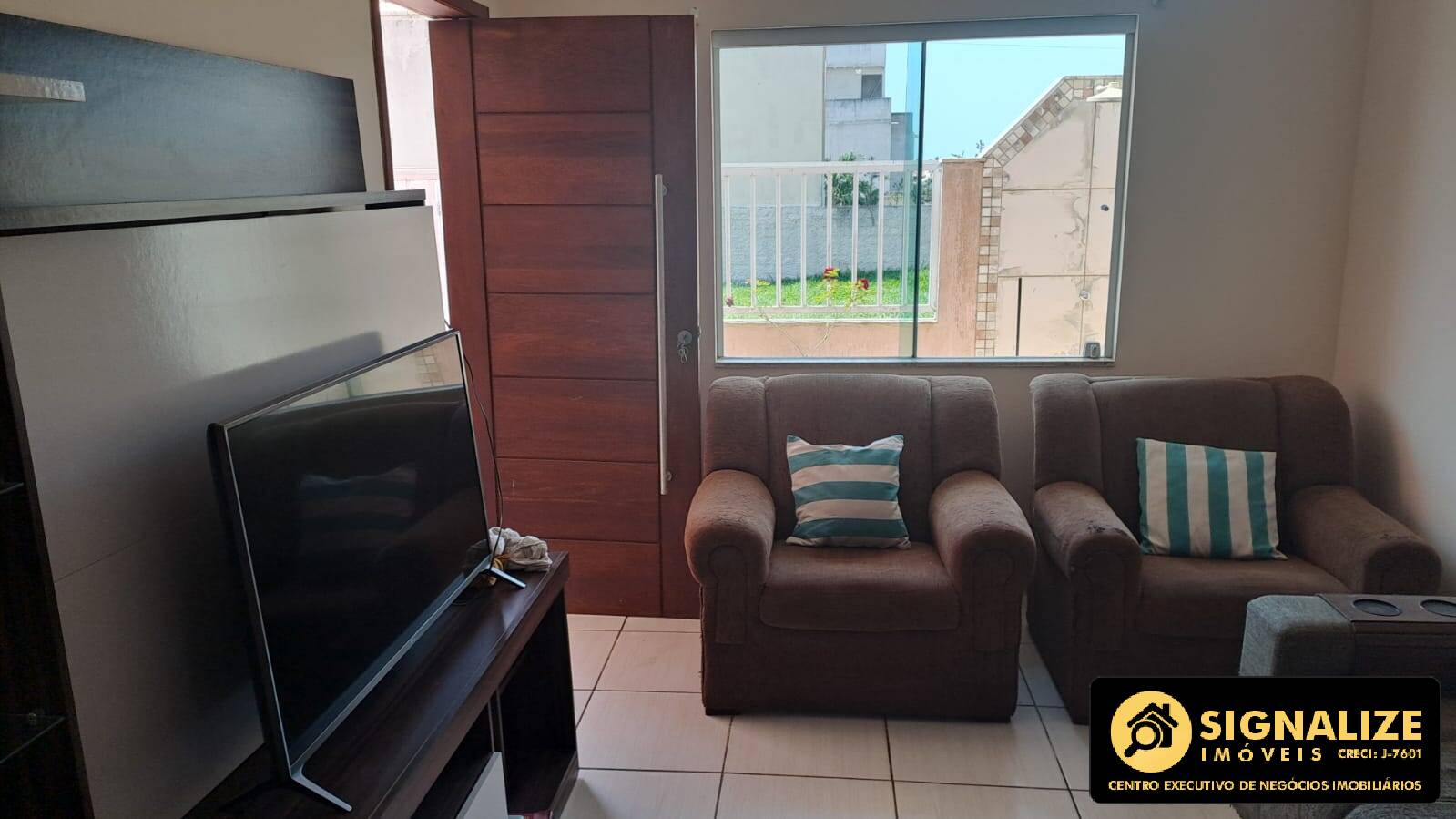 Casa de Condomínio para alugar com 2 quartos, 70m² - Foto 2