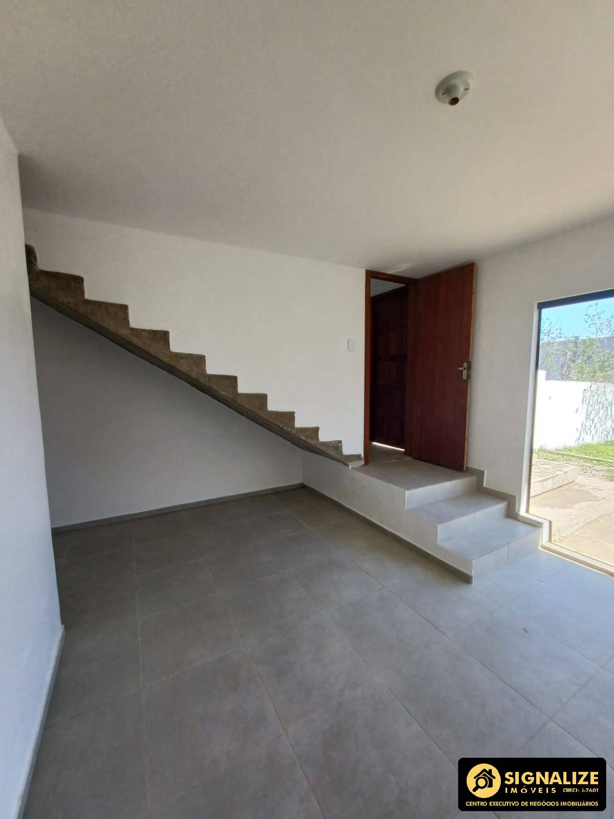 Casa à venda com 3 quartos, 93m² - Foto 10