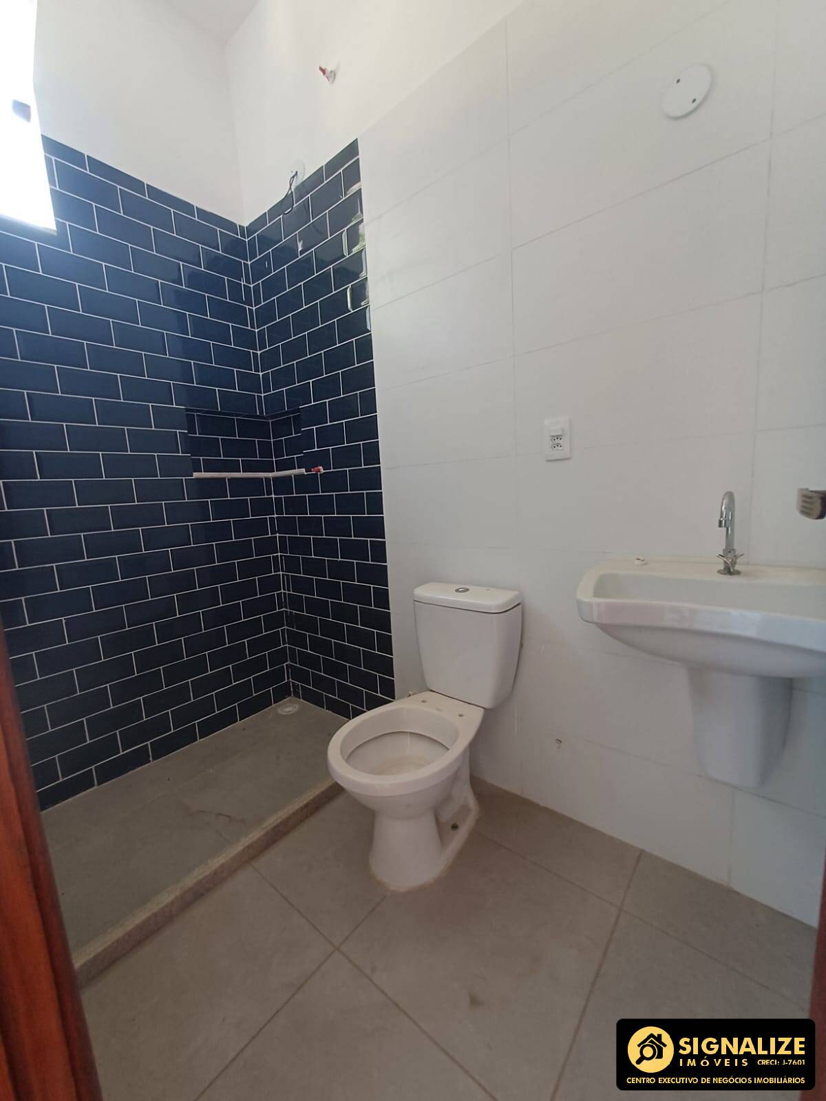 Casa à venda com 3 quartos, 93m² - Foto 9