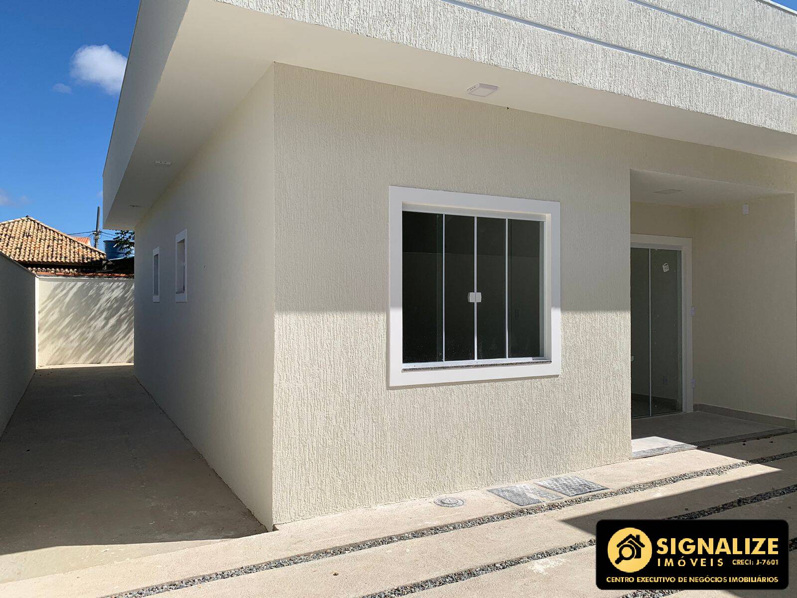 Casa à venda com 2 quartos, 60m² - Foto 2