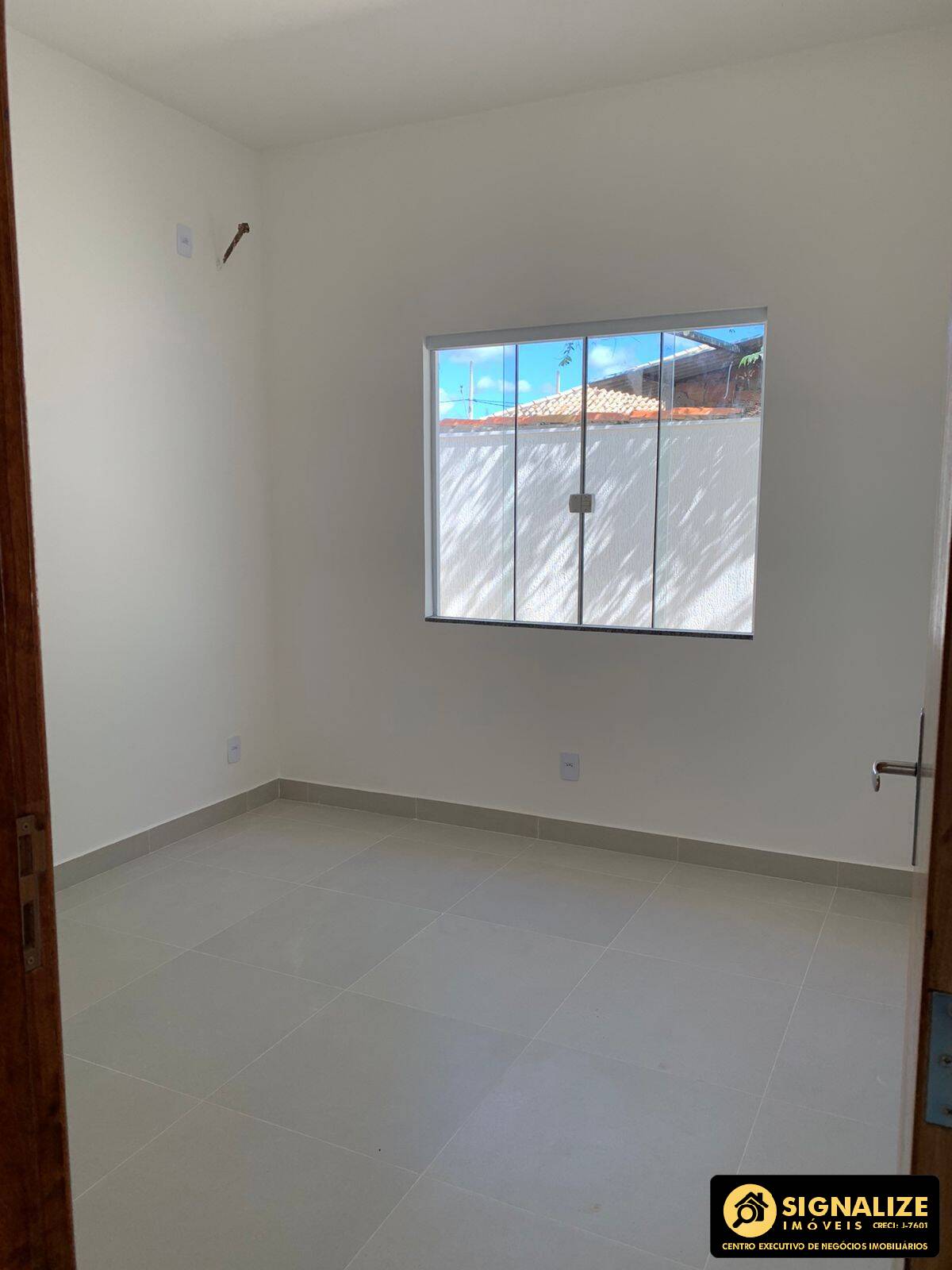 Casa à venda com 2 quartos, 60m² - Foto 18