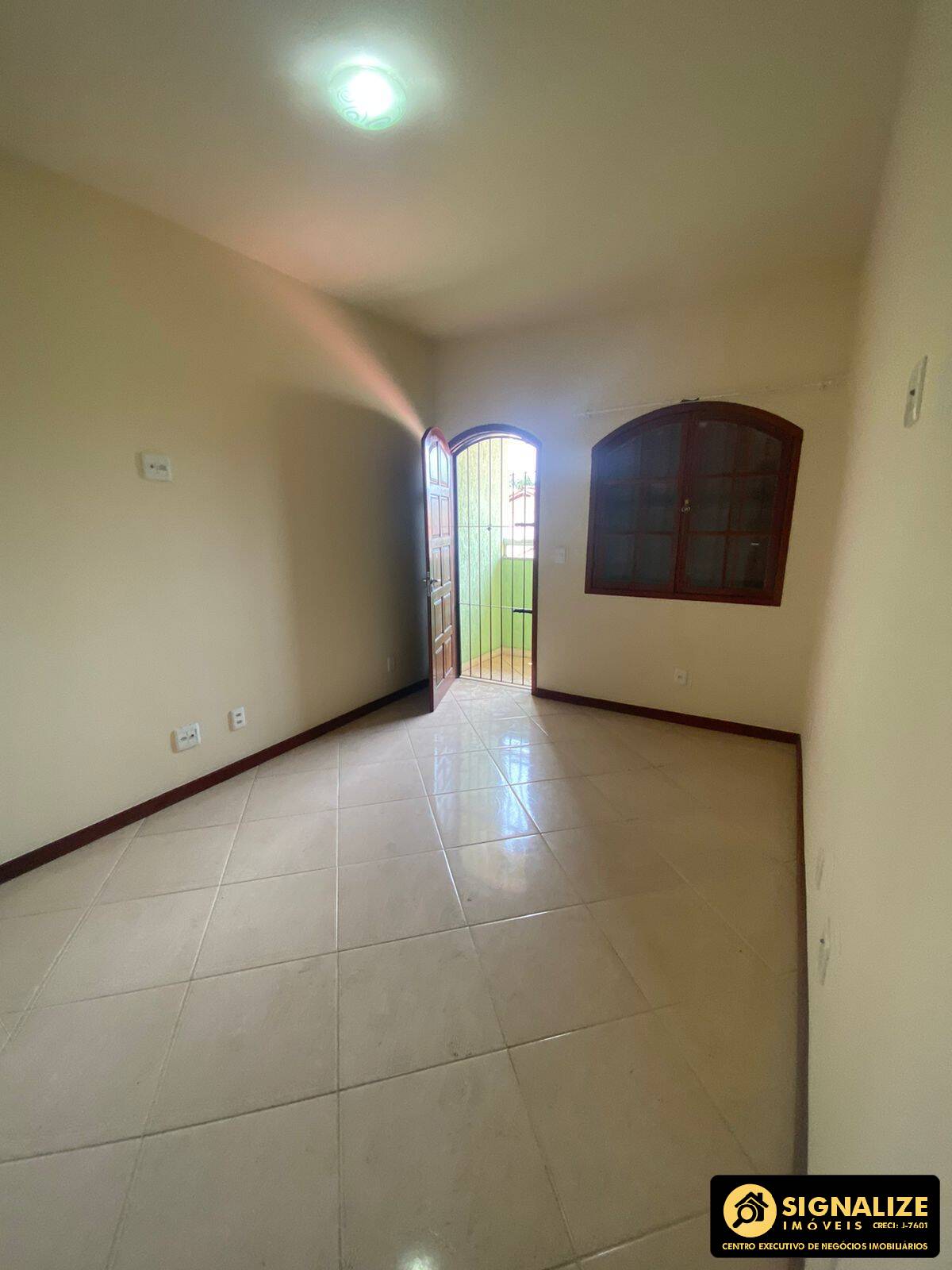 Casa à venda com 4 quartos, 180m² - Foto 19