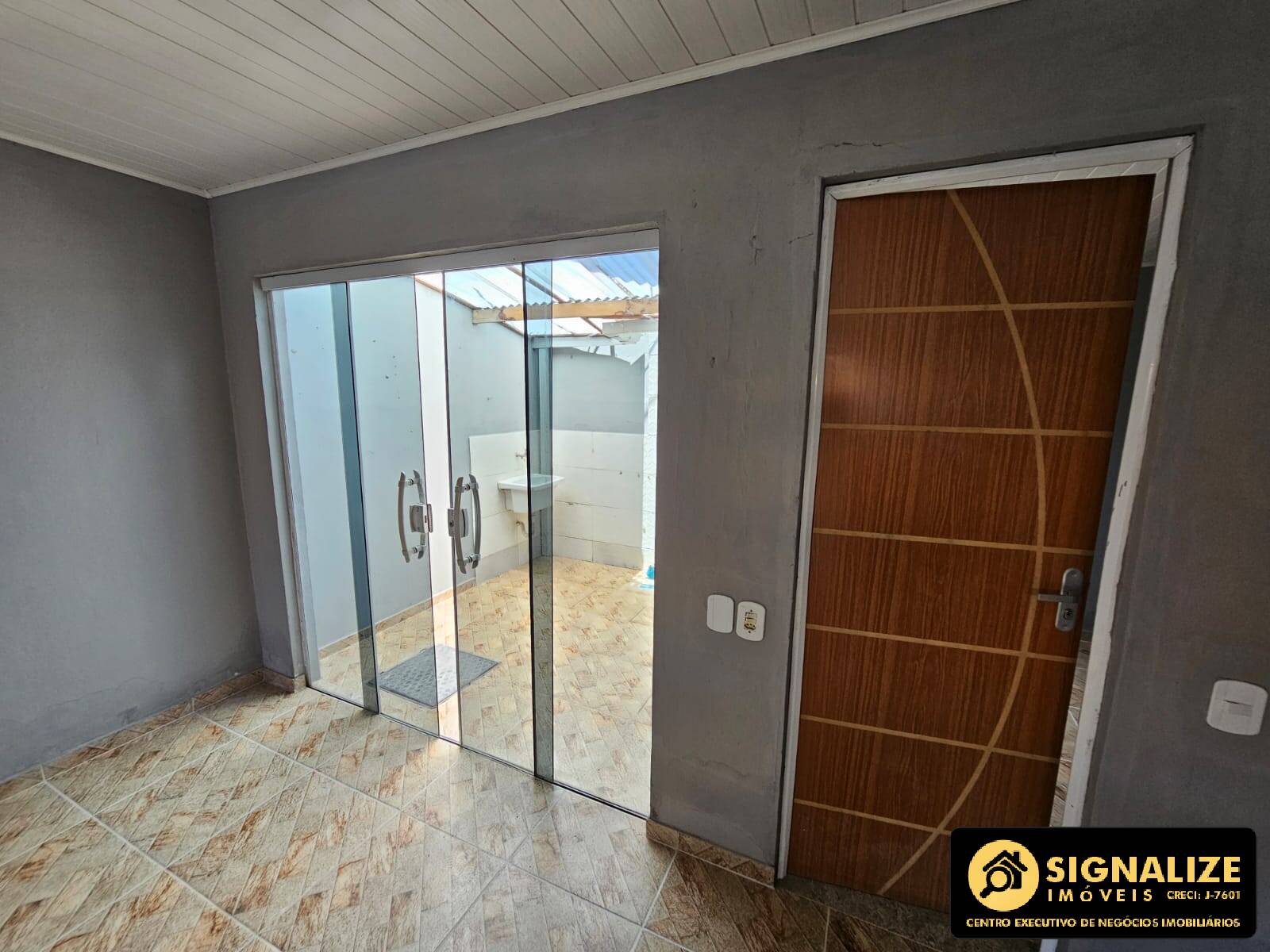 Casa à venda com 1 quarto, 120m² - Foto 4