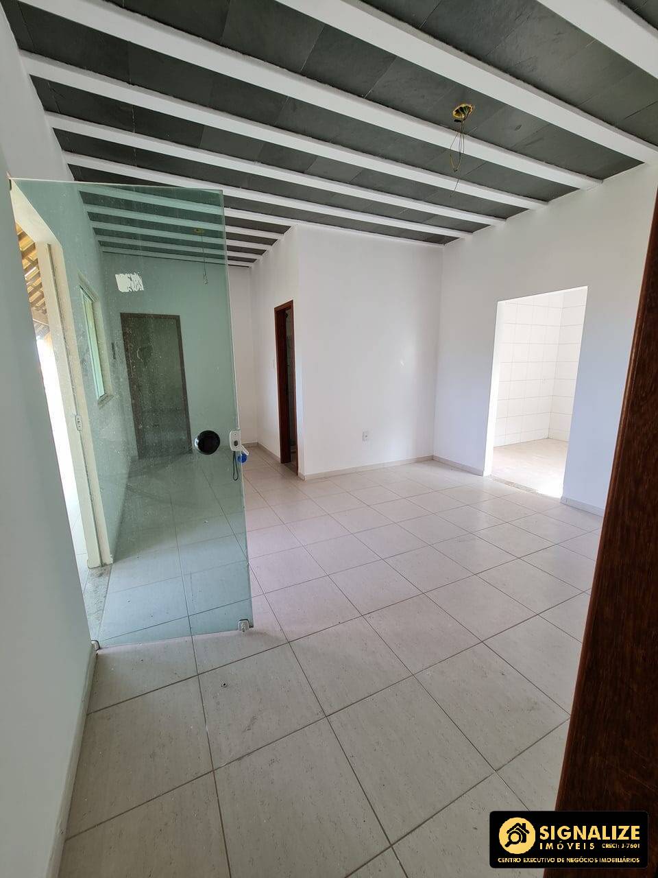 Casa à venda com 2 quartos, 50m² - Foto 4