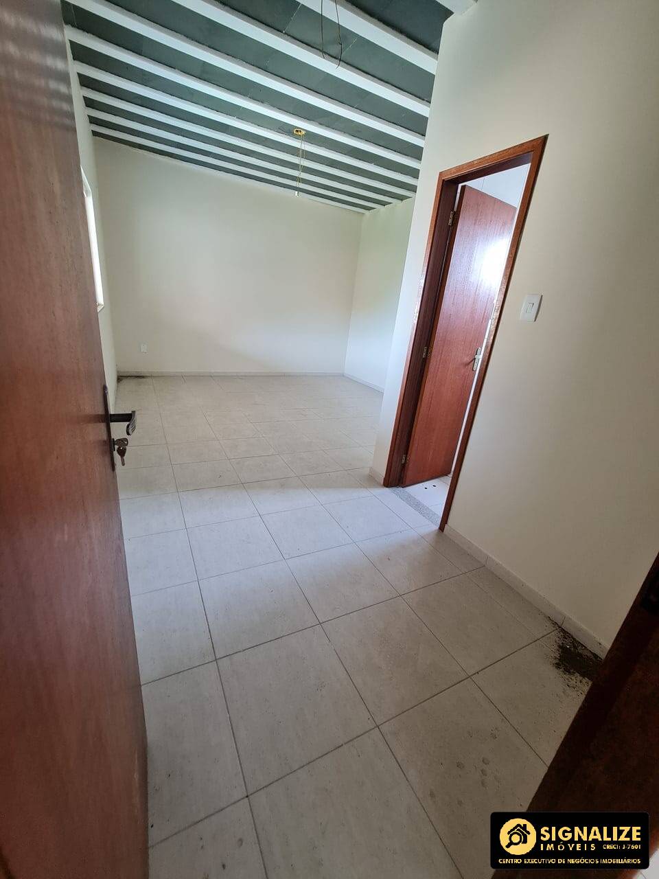 Casa à venda com 2 quartos, 50m² - Foto 9