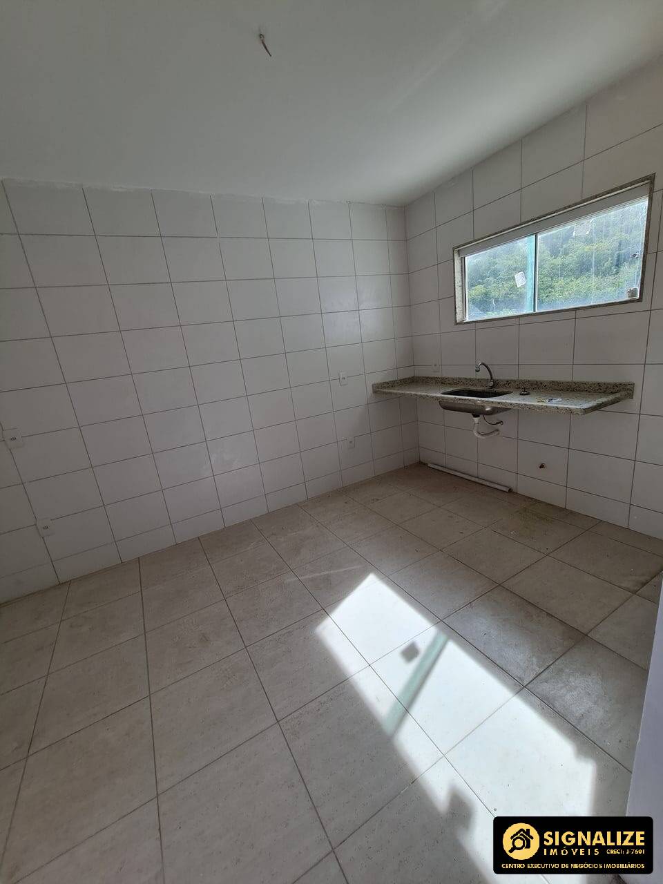 Casa à venda com 2 quartos, 50m² - Foto 12