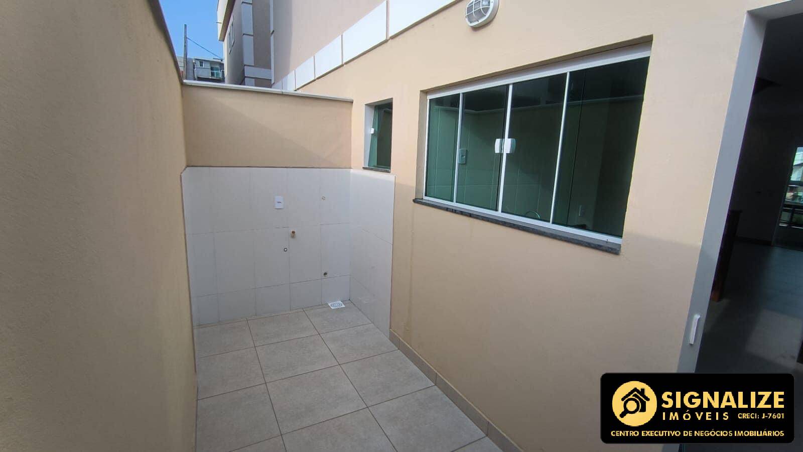 Casa à venda com 2 quartos, 70m² - Foto 6