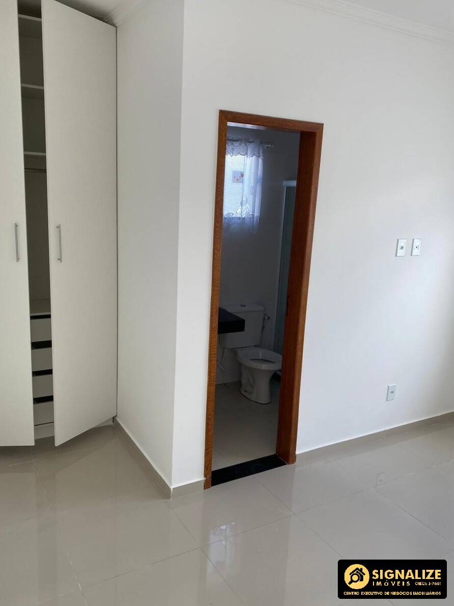 Casa à venda com 3 quartos, 180m² - Foto 9