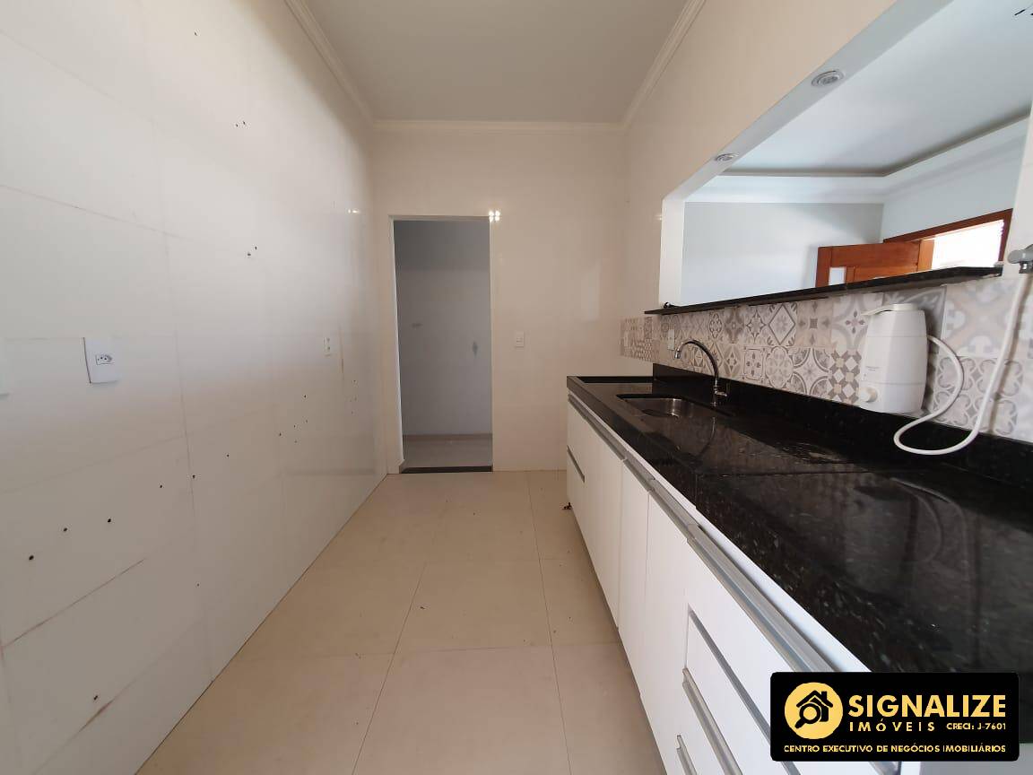 Casa à venda com 3 quartos, 180m² - Foto 6