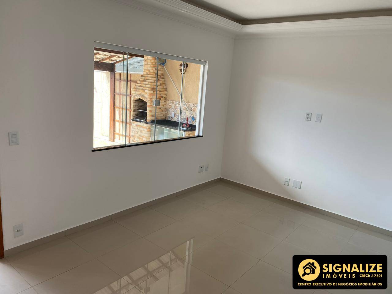 Casa à venda com 3 quartos, 180m² - Foto 8