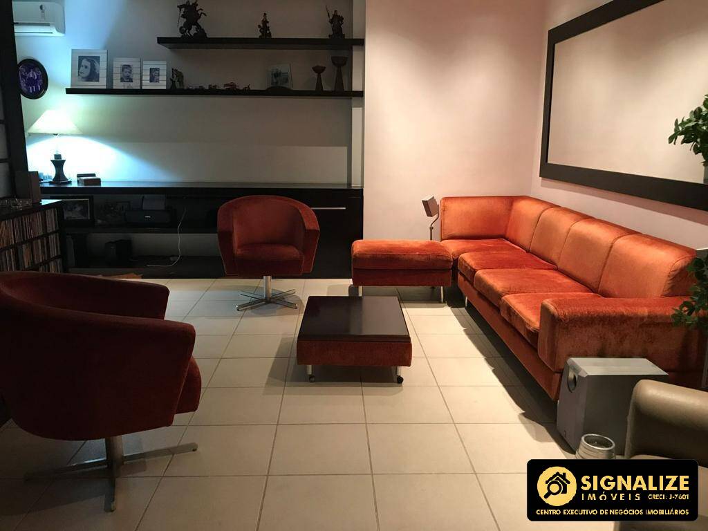 Apartamento à venda com 3 quartos, 185m² - Foto 1