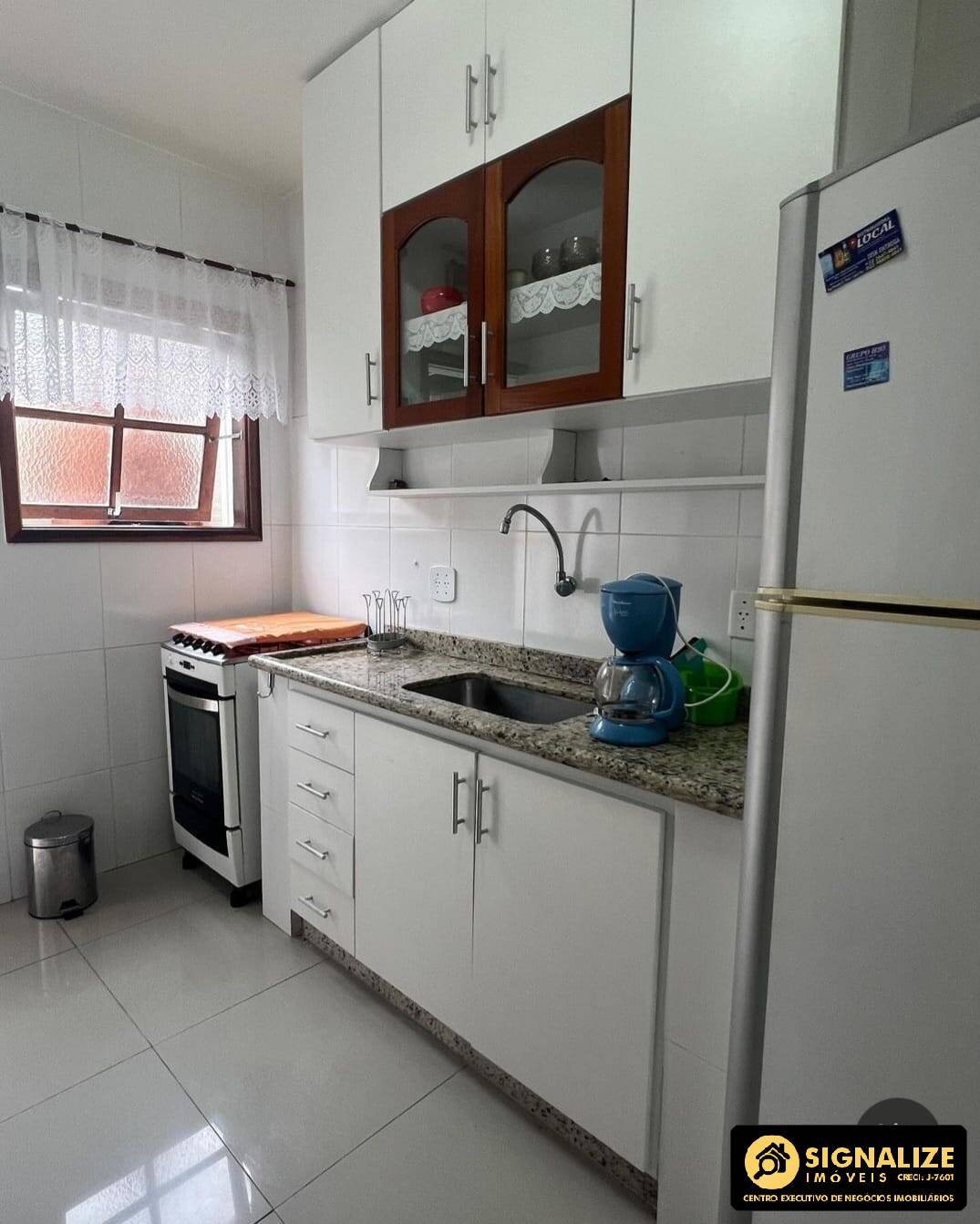 Casa à venda com 3 quartos, 100m² - Foto 5