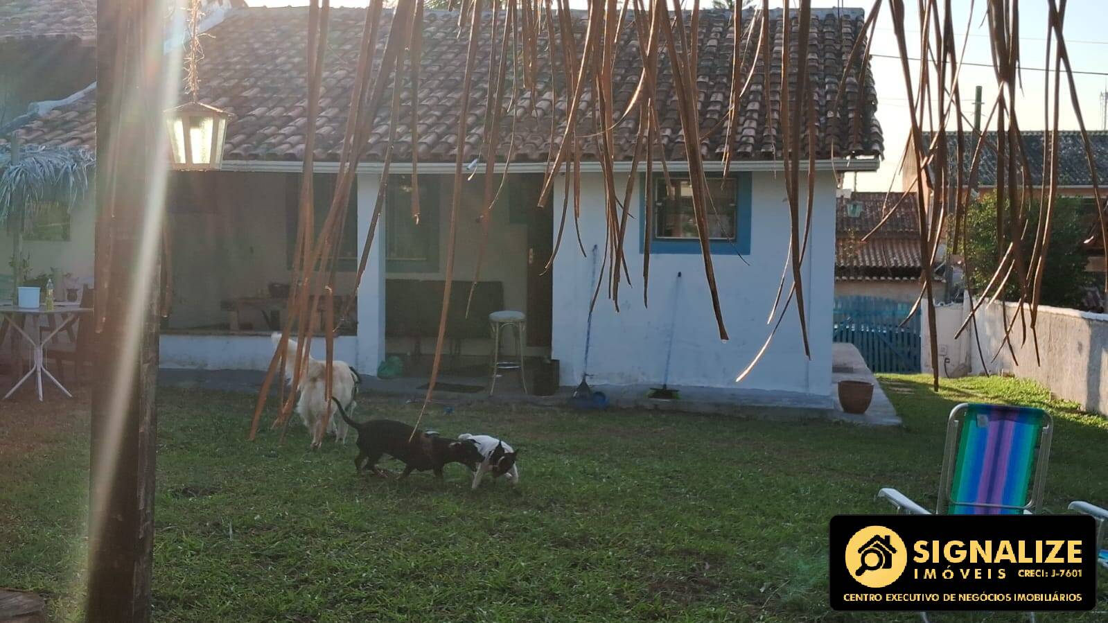 Casa à venda com 2 quartos, 100m² - Foto 3