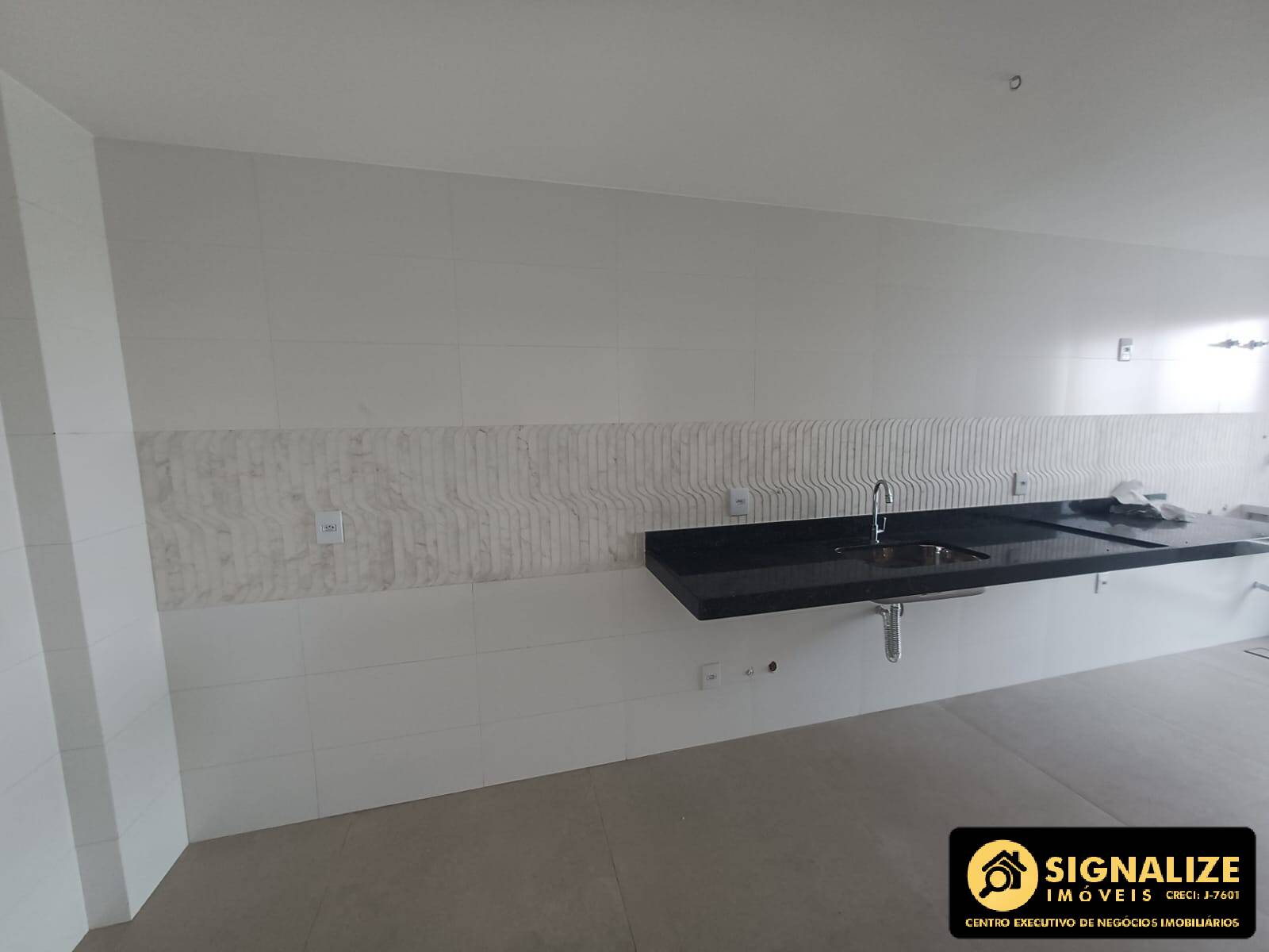 Apartamento à venda com 3 quartos, 105m² - Foto 15