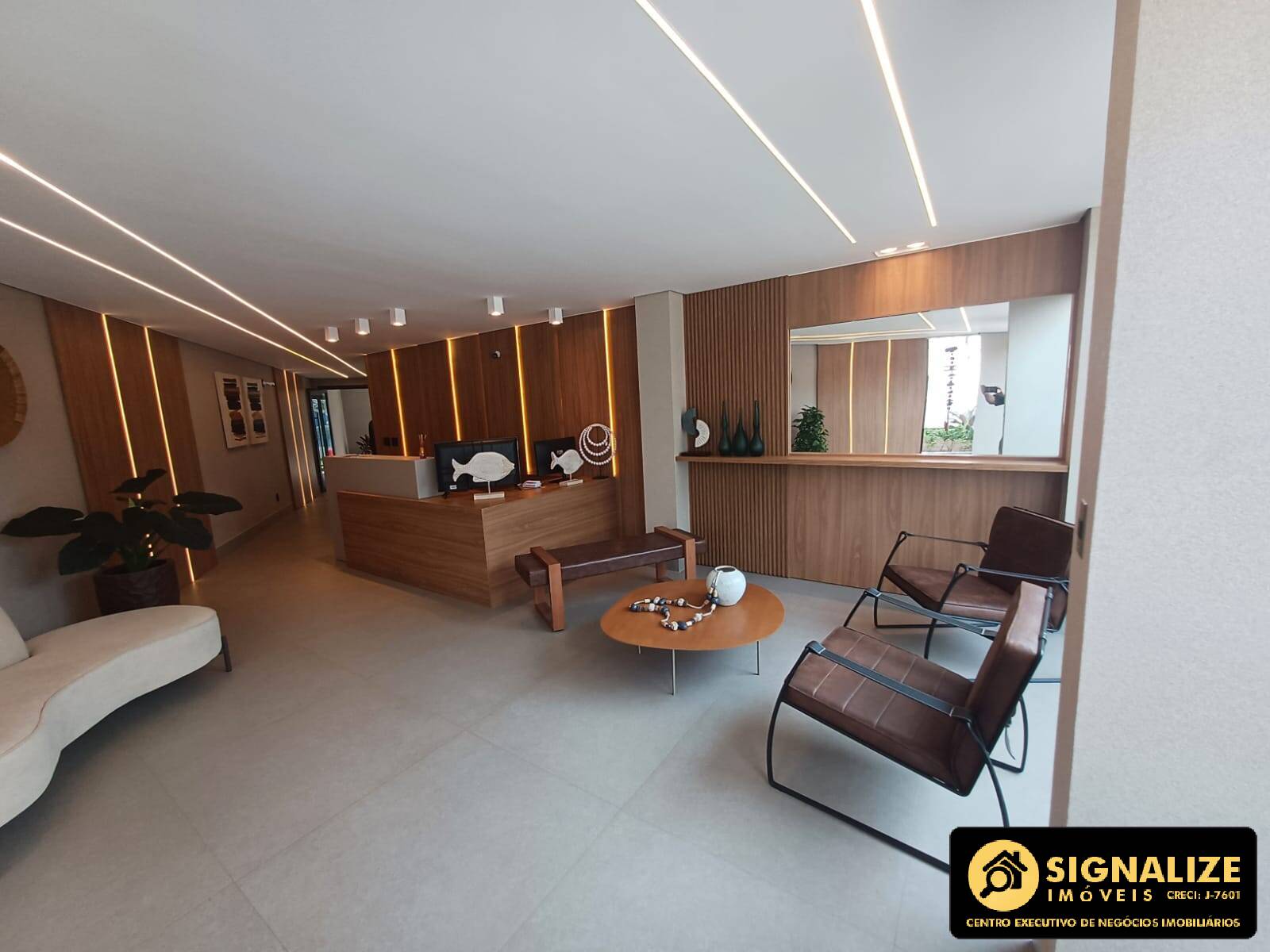 Apartamento à venda com 3 quartos, 105m² - Foto 3