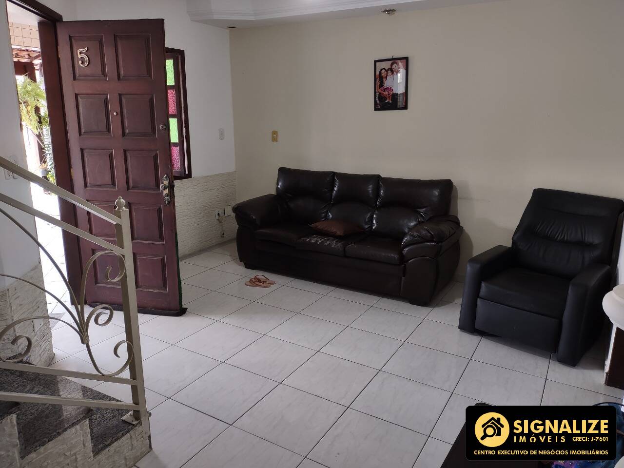 Casa de Condomínio à venda com 2 quartos, 98m² - Foto 3