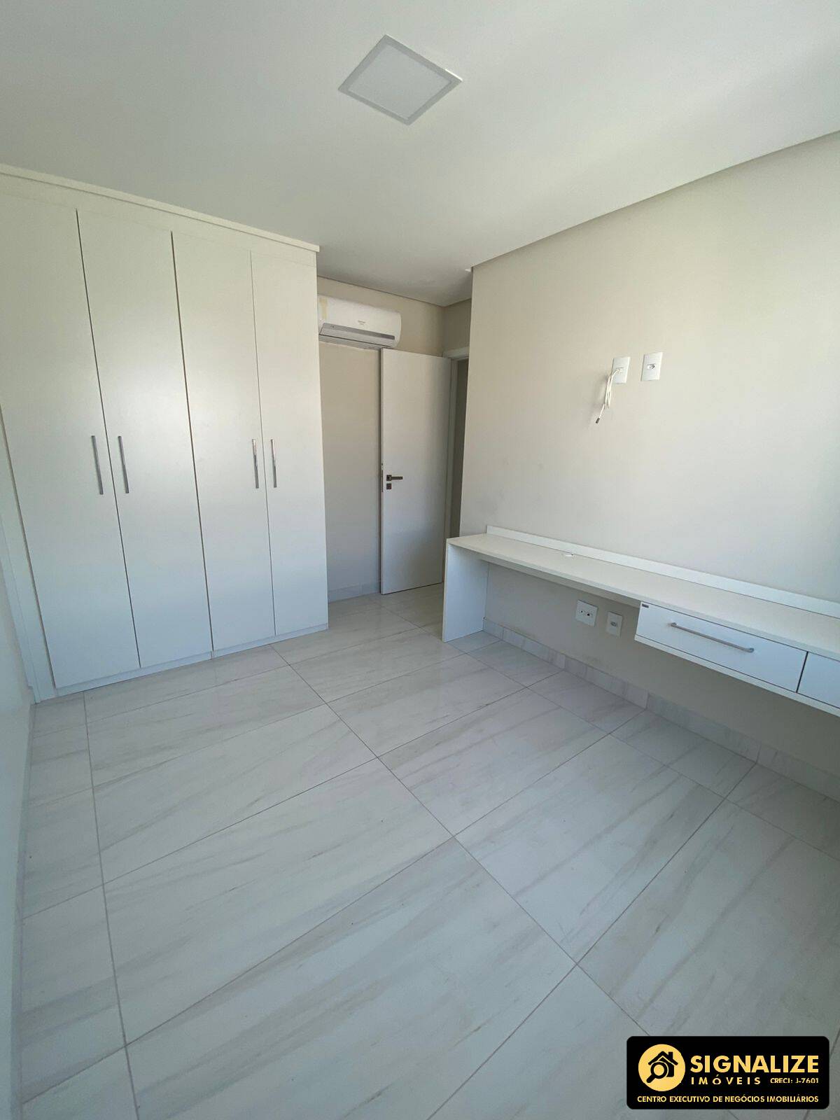 Cobertura à venda com 4 quartos, 300m² - Foto 17