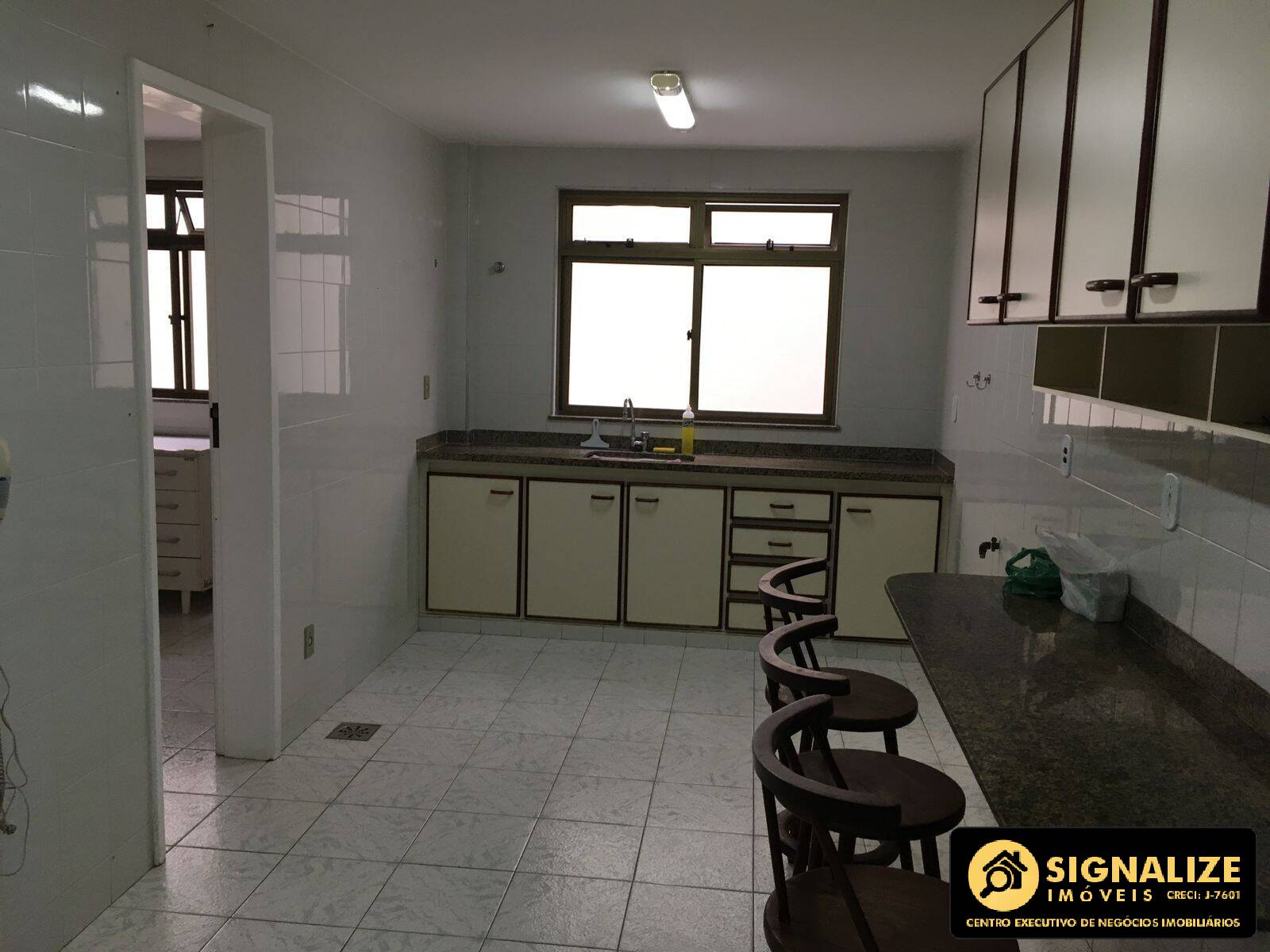 Apartamento à venda com 3 quartos, 140m² - Foto 8