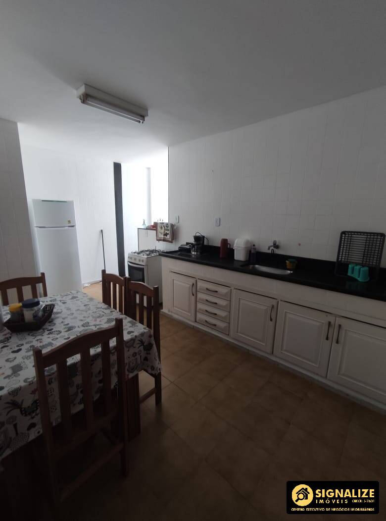 Apartamento à venda com 3 quartos, 165m² - Foto 9