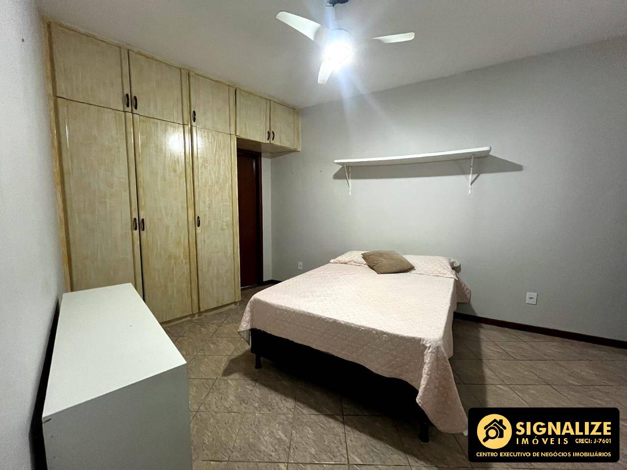 Casa à venda com 4 quartos, 170m² - Foto 15