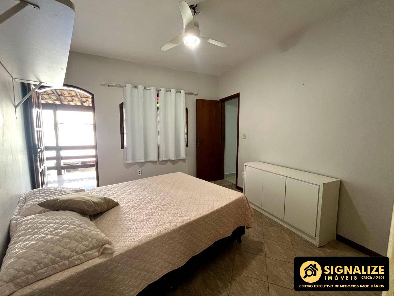 Casa à venda com 4 quartos, 170m² - Foto 16