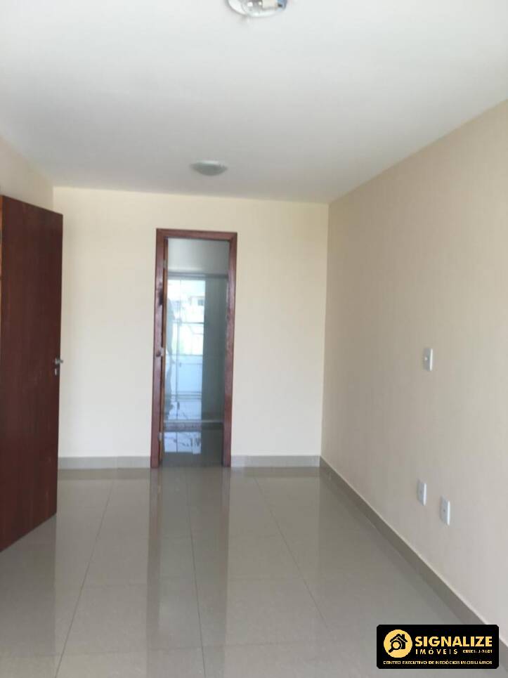 Casa à venda com 4 quartos, 300m² - Foto 17