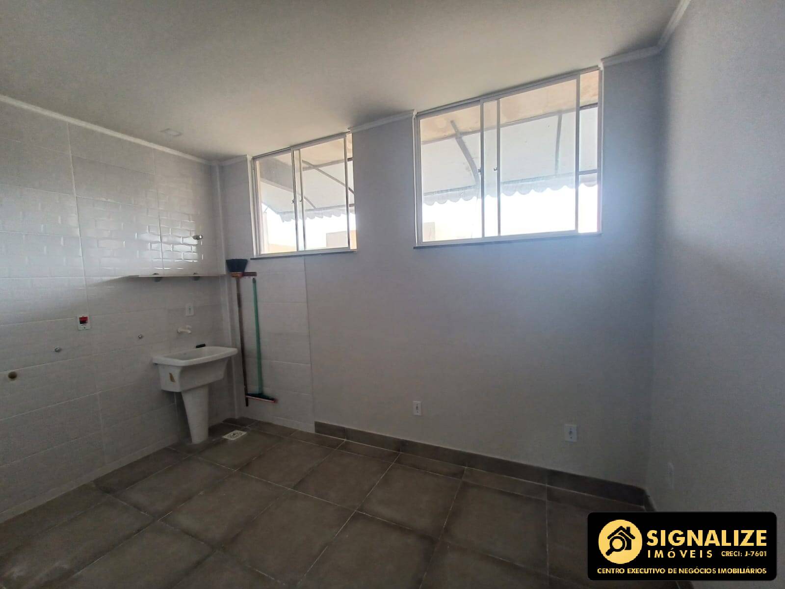 Apartamento à venda com 2 quartos, 70m² - Foto 16